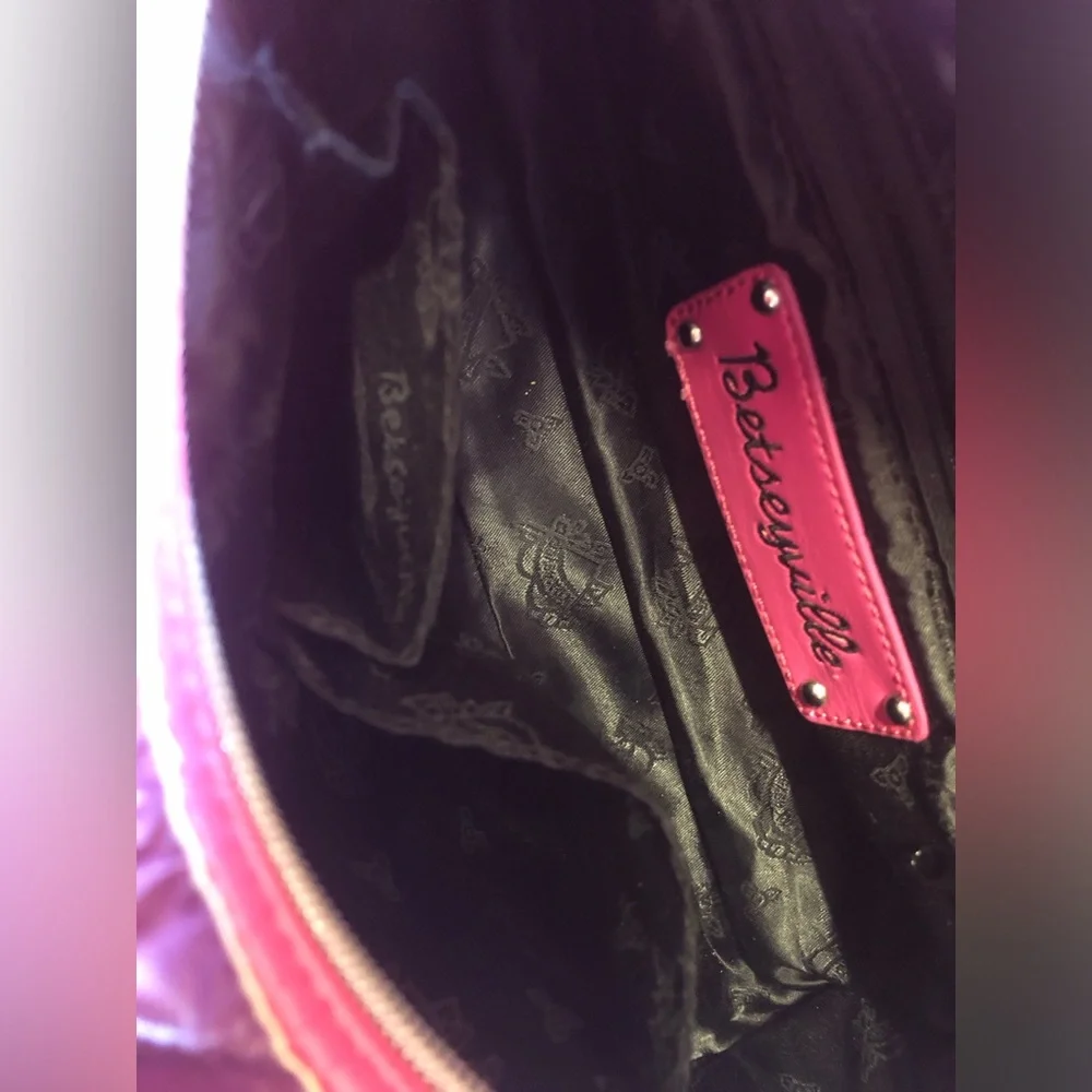 Betseyville Rare Quilted Studded Bag Pink Heart Aquamarine Purple WomenAccessory